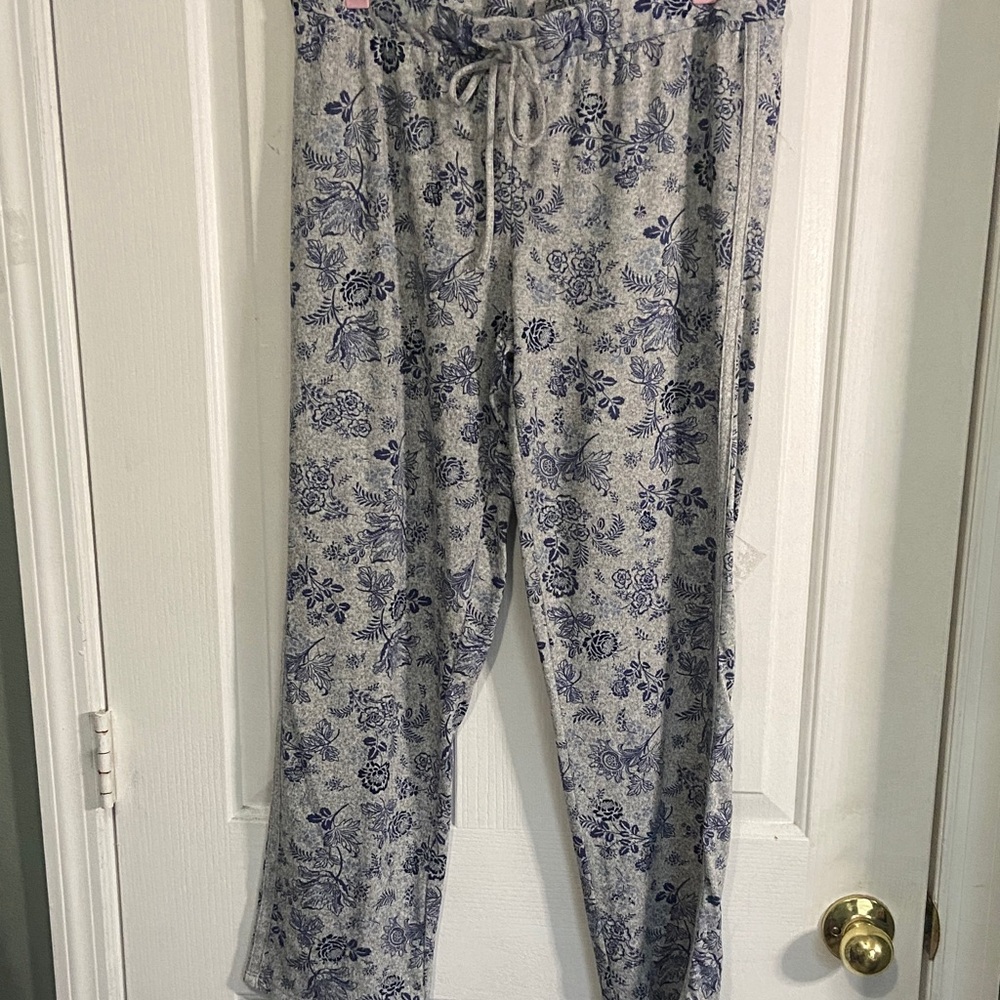 Lucky Brand Blue Floral Knit Lounge Pants